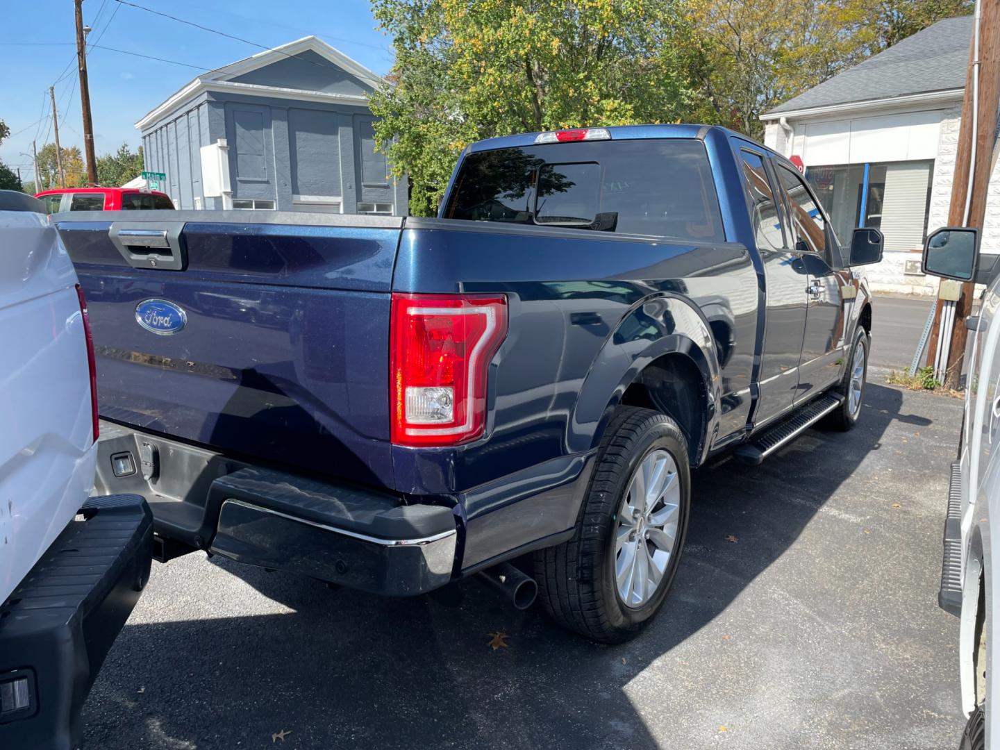 2015 blue Ford F-150 Lariat SuperCab 6.5-ft. Bed 4WD (1FTEX1EP5FF) with an 2.7L V6 DOHC 24V engine, 6-Speed Automatic transmission, located at 101 N. Main Street, Muncy, PA, 17756, (570) 546-5462, 41.207691, -76.785942 - Photo#3