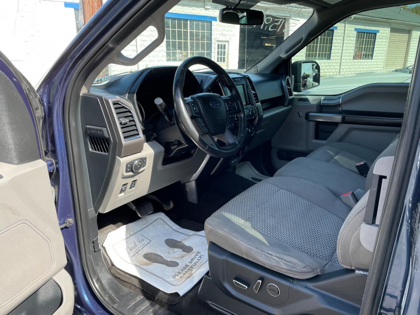 2015 blue Ford F-150 Lariat SuperCab 6.5-ft. Bed 4WD (1FTEX1EP5FF) with an 2.7L V6 DOHC 24V engine, 6-Speed Automatic transmission, located at 101 N. Main Street, Muncy, PA, 17756, (570) 546-5462, 41.207691, -76.785942 - Photo#5