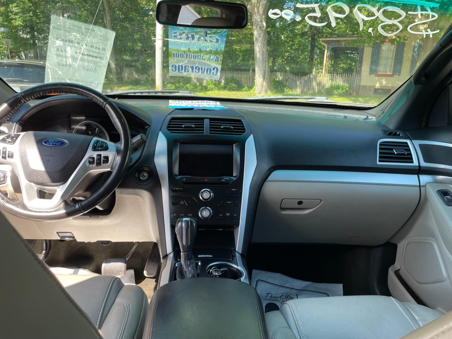 2013 White Ford Taurus SE FWD (1FAHP2D85DG) with an 3.5L V6 DOHC 24V engine, 6-Speed Automatic transmission, located at 101 N. Main Street, Muncy, PA, 17756, (570) 546-5462, 41.207691, -76.785942 - Photo#4