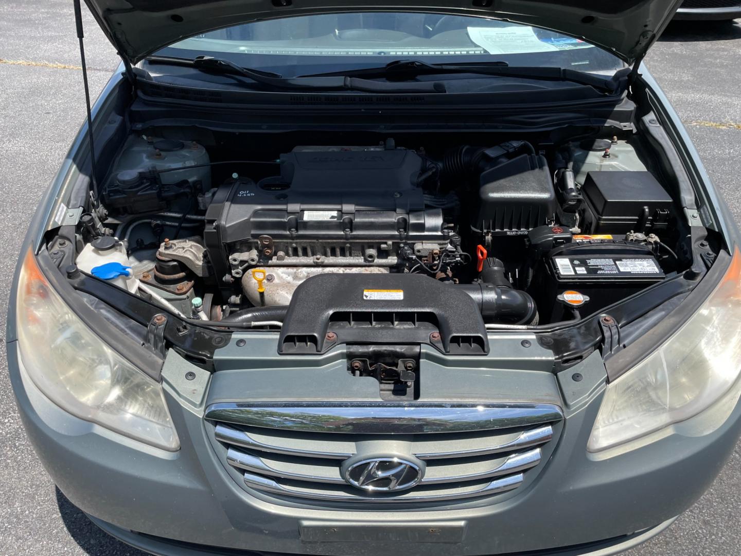 2010 Hyundai Elantra GLS (KMHDU4AD8AU) with an 2.0L L4 DOHC 16V engine, located at 101 N. Main Street, Muncy, PA, 17756, (570) 546-5462, 41.207691, -76.785942 - Photo#7