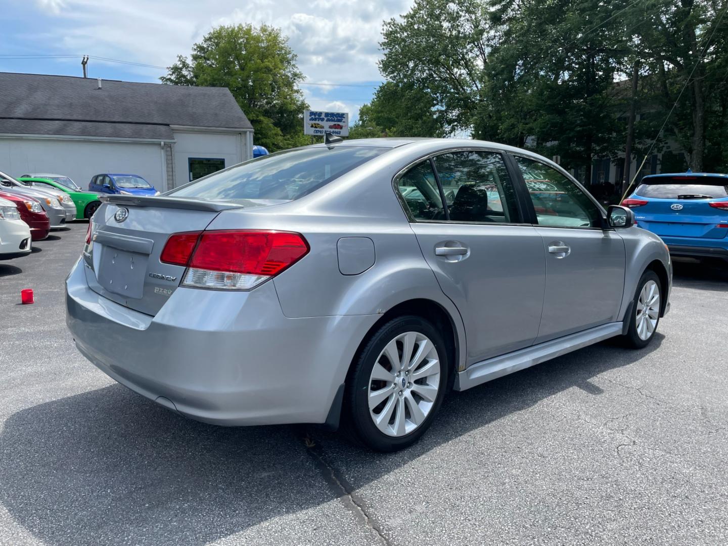 2012 silver /black Subaru Legacy 2.5i Limited (4S3BMBJ68C3) with an 2.5L H4 SOHC 16V engine, Continuously Variable Transmission transmission, located at 101 N. Main Street, Muncy, PA, 17756, (570) 546-5462, 41.207691, -76.785942 - Photo#2