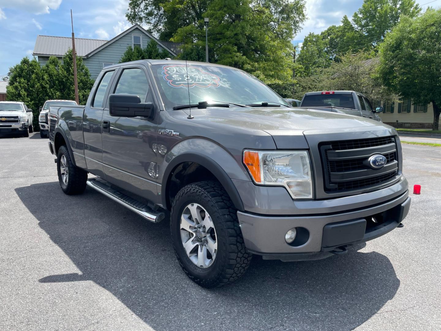 2013 Ford F-150 Lariat SuperCab 6.5-ft. Bed 4WD (1FTFX1EF7DF) with an 5.0L V8 engine, 6-Speed Automatic transmission, located at 101 N. Main Street, Muncy, PA, 17756, (570) 546-5462, 41.207691, -76.785942 - Photo#1