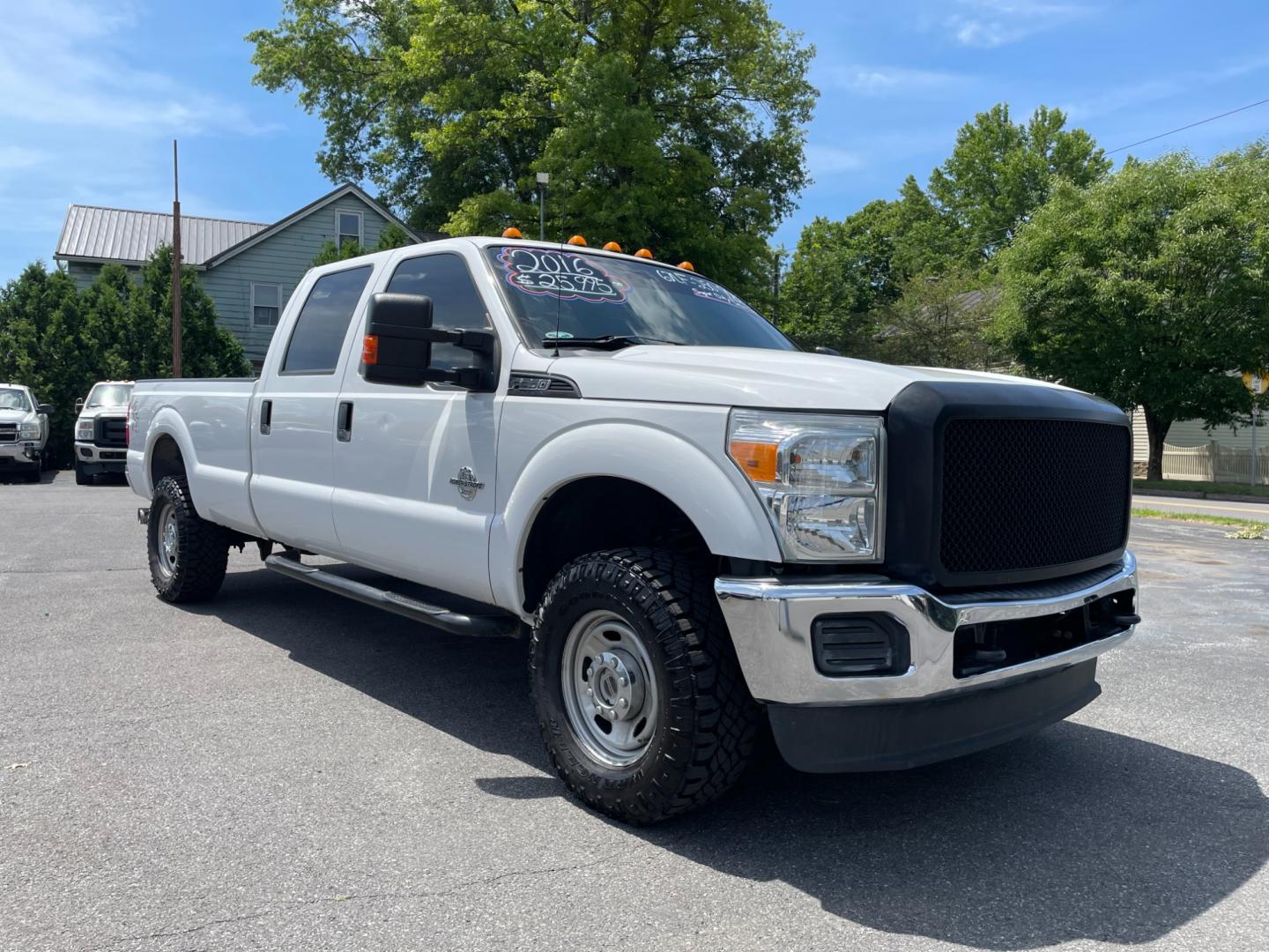 2016 White Ford F-250 SD XL Crew Cab 4WD with an 6.7L V8 OHV 16V DIESEL engine, 6A transmission, located at 101 N. Main Street, Muncy, PA, 17756, (570) 546-5462, 41.207691, -76.785942 - Photo#0