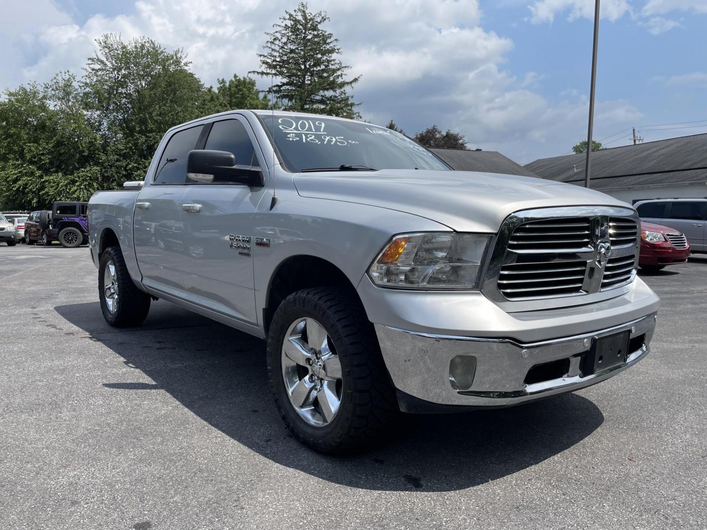 2019 silver RAM 1500 SLT Crew Cab SWB 4WD (1C6RR7LT5KS) with an 5.7L V8 OHV 16V engine, 8A transmission, located at 101 N. Main Street, Muncy, PA, 17756, (570) 546-5462, 41.207691, -76.785942 - Photo#1