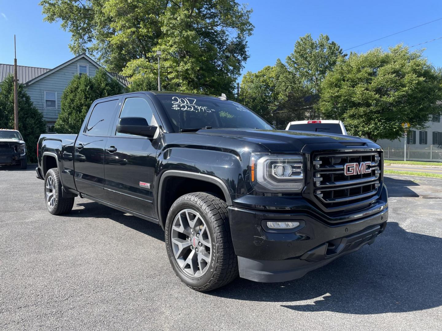 2017 GMC Sierra 1500 SLT Crew Cab Long Box 4WD (3GTU2NEC9HG) with an 5.3L V8 OHV 16V engine, 6A transmission, located at 101 N. Main Street, Muncy, PA, 17756, (570) 546-5462, 41.207691, -76.785942 - Photo#0