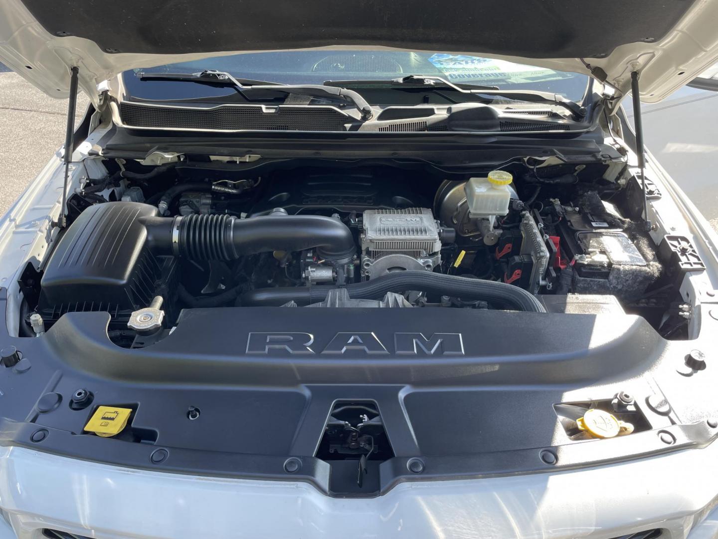 2019 RAM 1500 Big Horn Crew Cab SWB 4WD (1C6SRFFT9KN) with an 5.7L V8 OHV 16V engine, 8A transmission, located at 101 N. Main Street, Muncy, PA, 17756, (570) 546-5462, 41.207691, -76.785942 - Photo#10