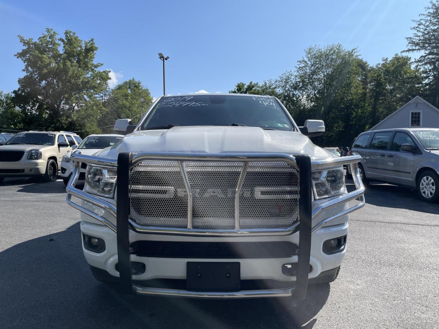 2019 RAM 1500 Big Horn Crew Cab SWB 4WD (1C6SRFFT9KN) with an 5.7L V8 OHV 16V engine, 8A transmission, located at 101 N. Main Street, Muncy, PA, 17756, (570) 546-5462, 41.207691, -76.785942 - Photo#5