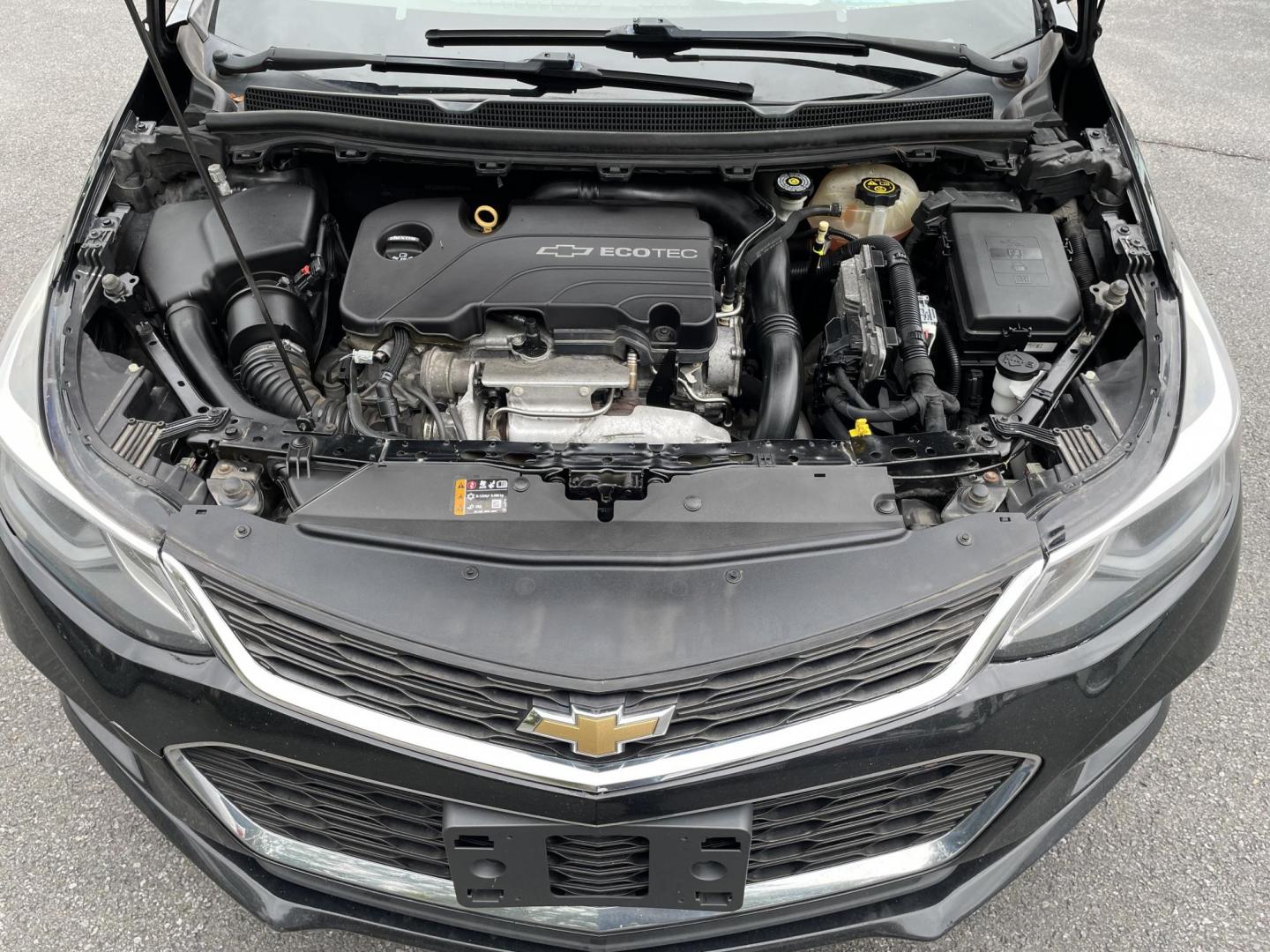 2017 Chevrolet Cruze LT Auto Hatchback (3G1BE6SM8HS) with an 1.4L L4 DOHC 16V TURBO engine, 6A transmission, located at 101 N. Main Street, Muncy, PA, 17756, (570) 546-5462, 41.207691, -76.785942 - Photo#7