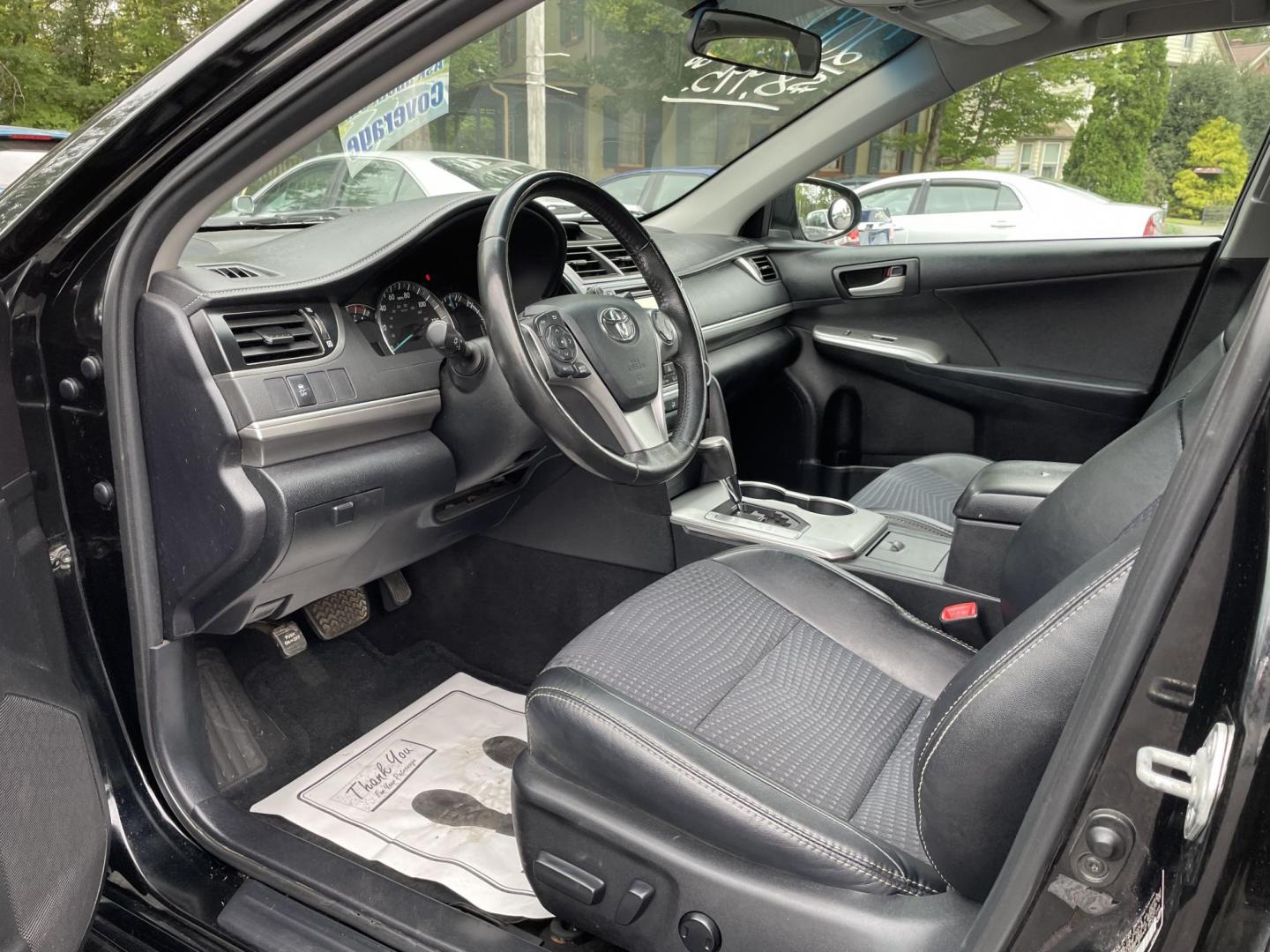 2012 Toyota Camry SE (4T1BF1FK6CU) with an 2.5L L4 DOHC 16V engine, 6-Speed Automatic transmission, located at 101 N. Main Street, Muncy, PA, 17756, (570) 546-5462, 41.207691, -76.785942 - Photo#5