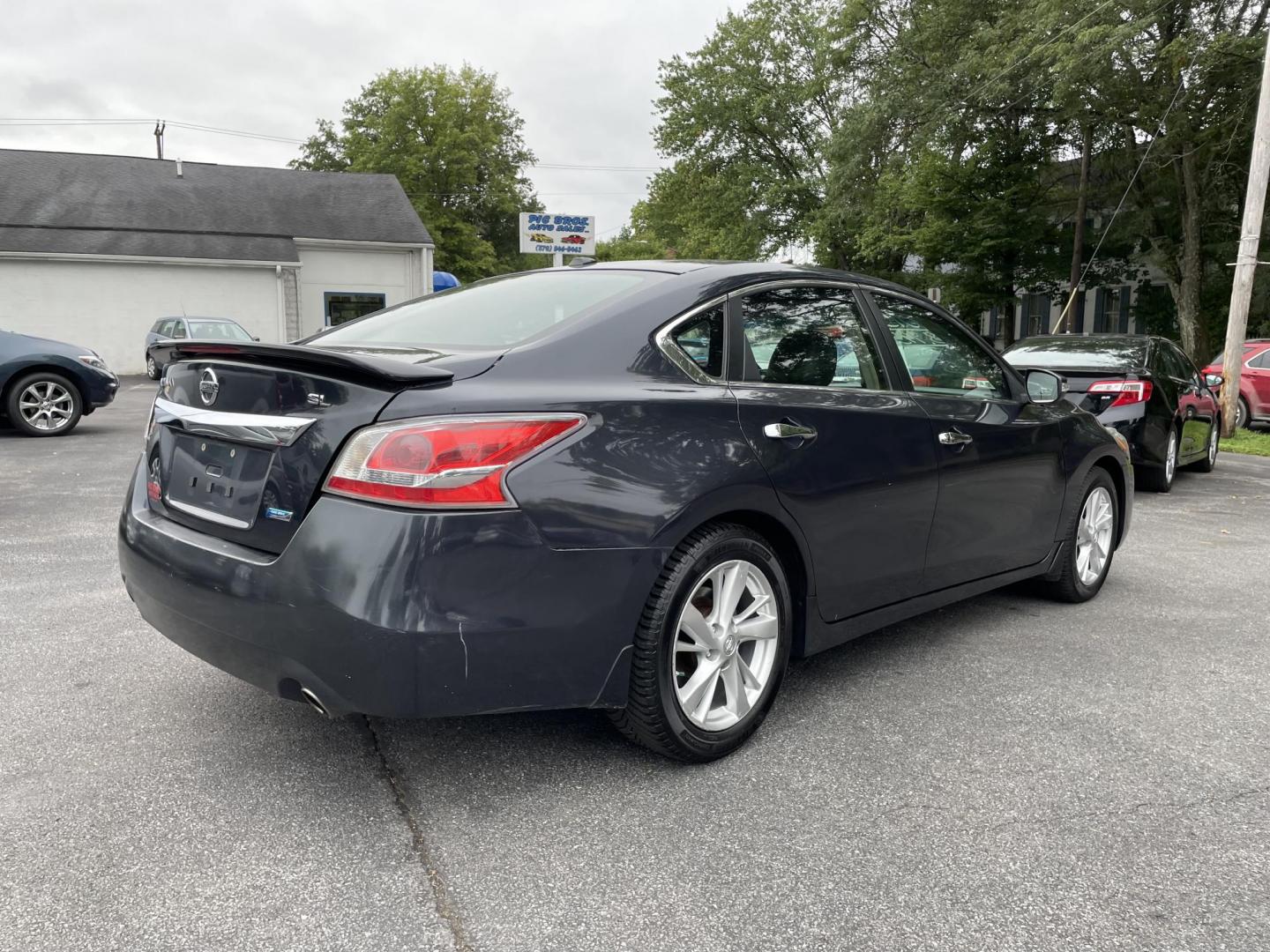 2013 Nissan Altima 2.5 S (1N4AL3AP4DC) with an 2.5L L4 DOHC 16V engine, located at 101 N. Main Street, Muncy, PA, 17756, (570) 546-5462, 41.207691, -76.785942 - Photo#2