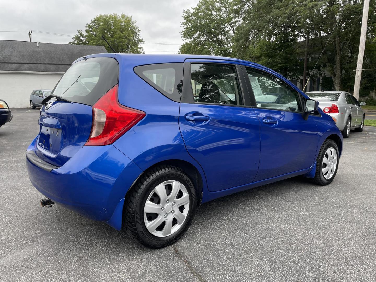 2015 Nissan Versa Note S 5MT (3N1CE2CP8FL) with an 1.6L L4 DOHC 16V engine, 5-Speed Manual transmission, located at 101 N. Main Street, Muncy, PA, 17756, (570) 546-5462, 41.207691, -76.785942 - Photo#2