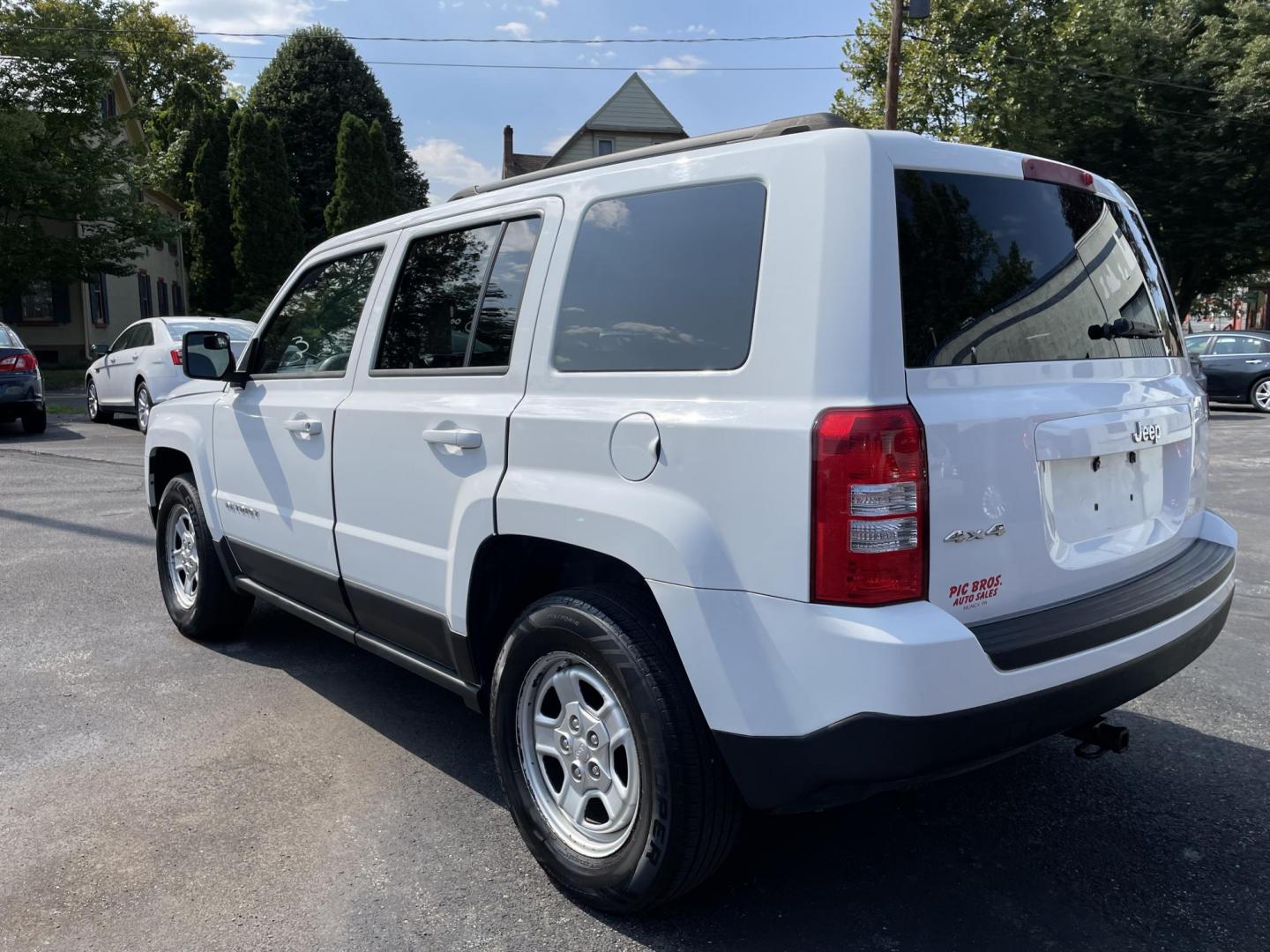 2011 Jeep Patriot 4WD (1J4NF1GB1BD) with an 2.4L L4 DOHC 16V engine, located at 101 N. Main Street, Muncy, PA, 17756, (570) 546-5462, 41.207691, -76.785942 - Photo#2