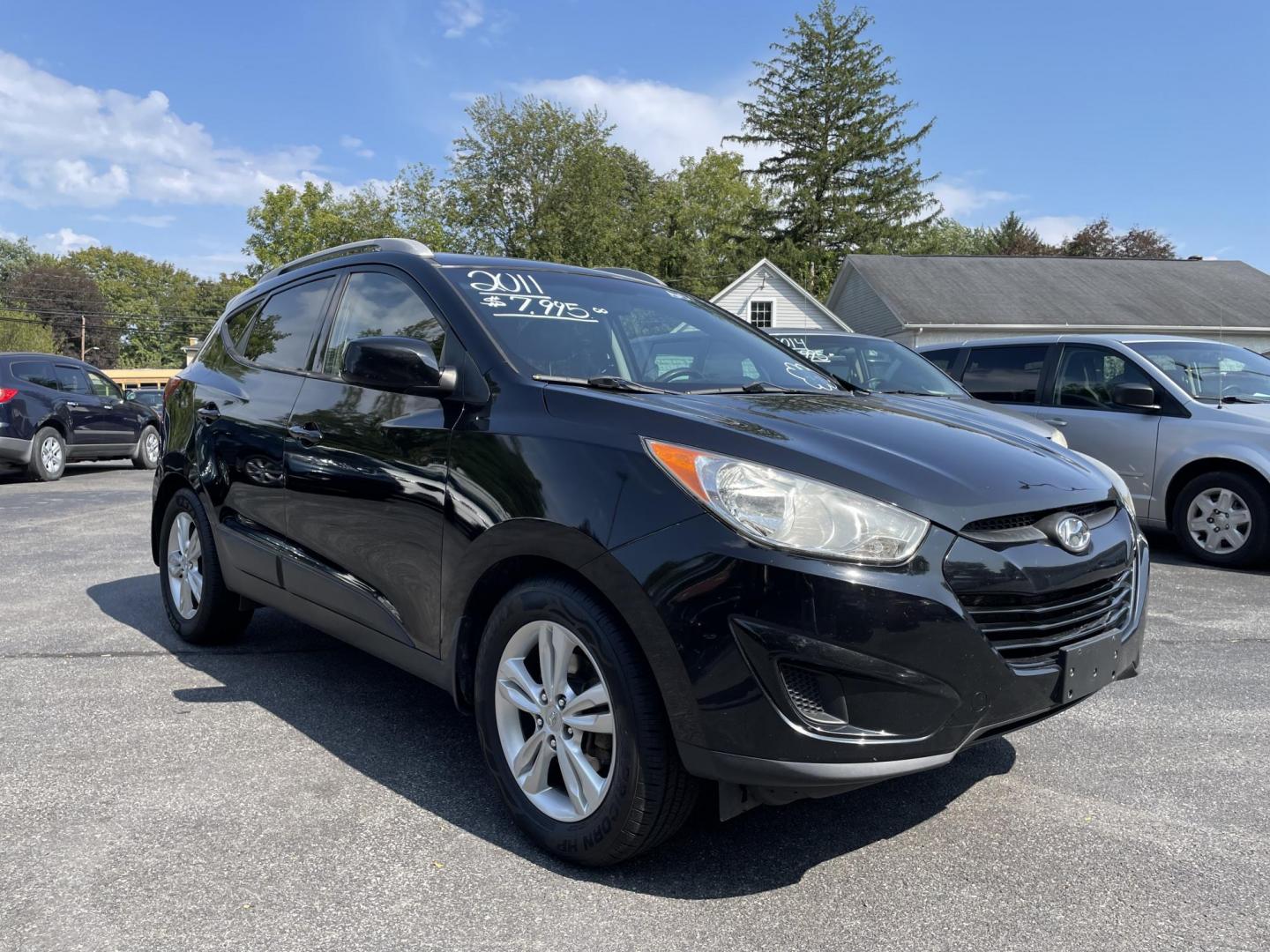 2011 Hyundai Tucson Limited Auto AWD (KM8JUCAC7BU) with an 2.4L L4 DOHC 16V engine, 6-Speed Automatic transmission, located at 101 N. Main Street, Muncy, PA, 17756, (570) 546-5462, 41.207691, -76.785942 - Photo#1