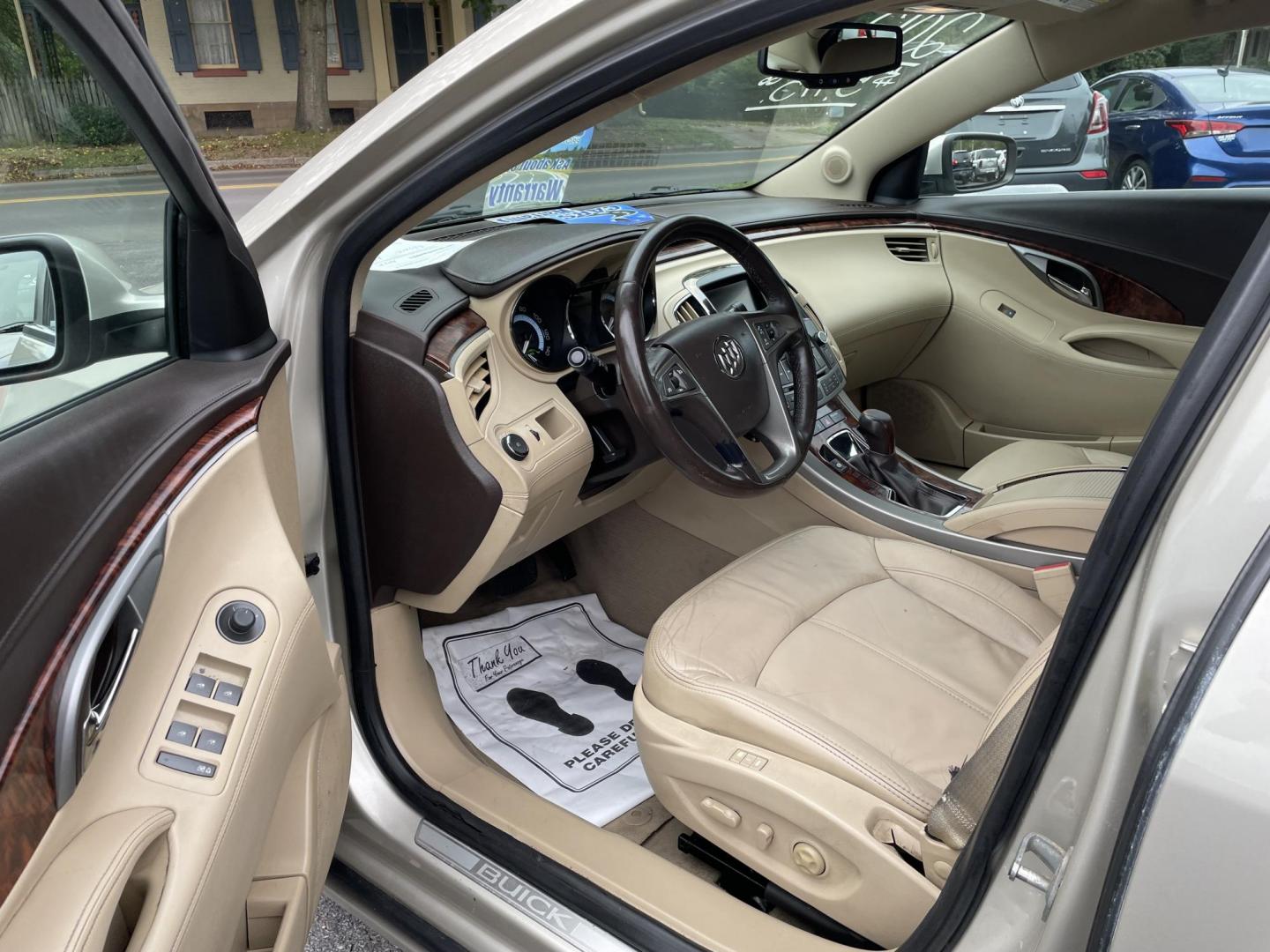 2013 Buick LaCrosse Leather Package (1G4GC5ER6DF) with an 2.4L L4 DOHC 16V engine, 6-Speed Automatic transmission, located at 101 N. Main Street, Muncy, PA, 17756, (570) 546-5462, 41.207691, -76.785942 - Photo#4