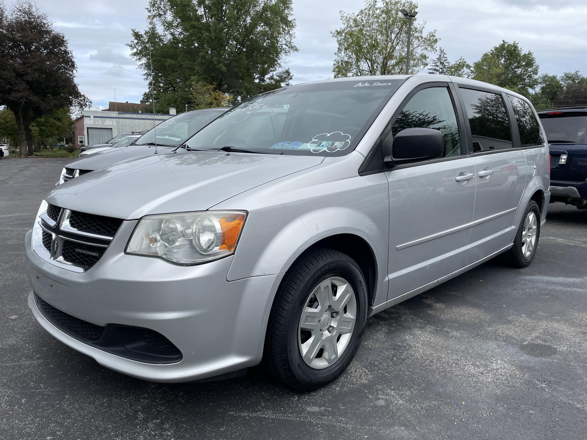 photo of 2012 Dodge Grand Caravan SE