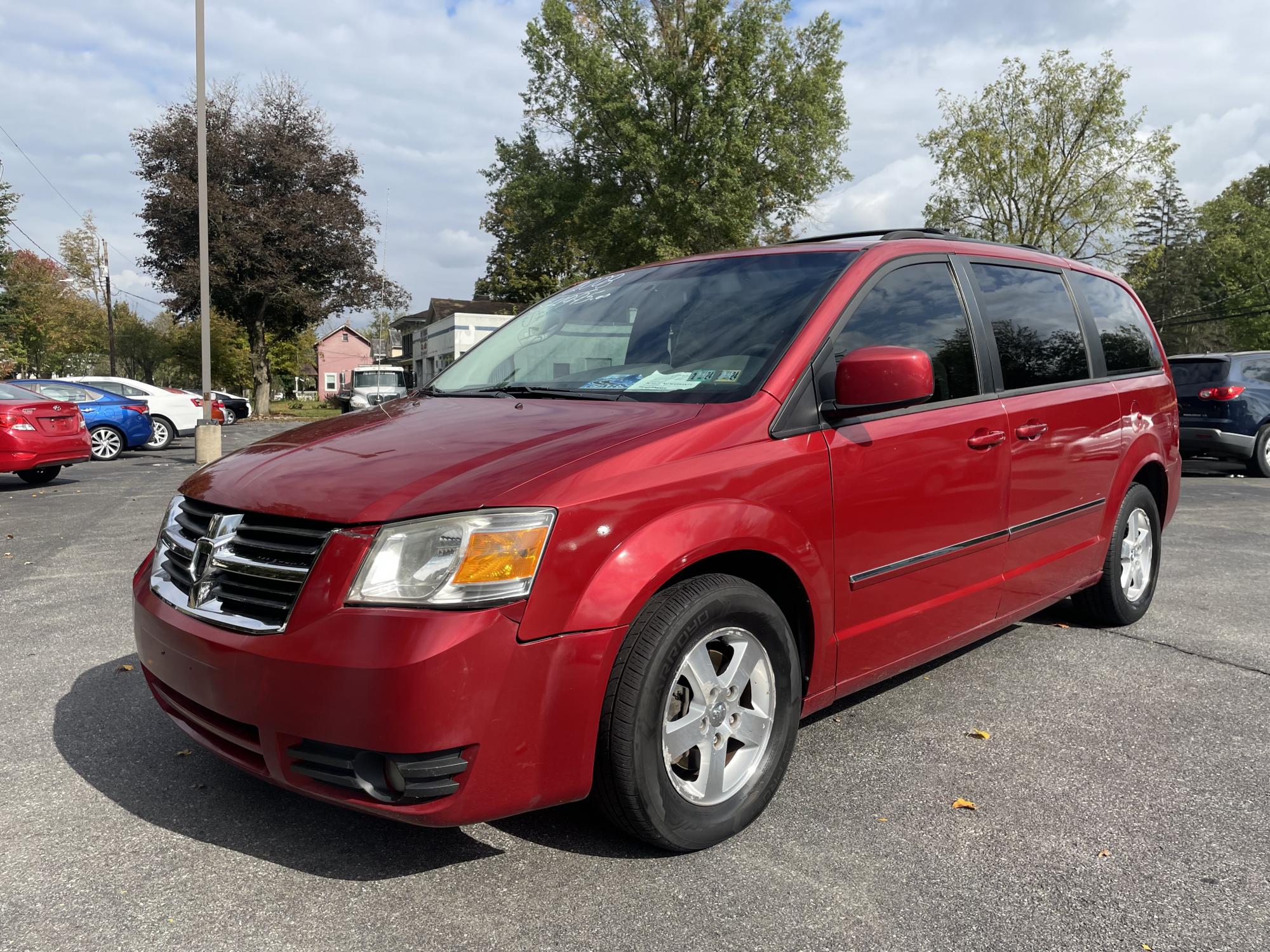 photo of 2008 Dodge Caravan SXT