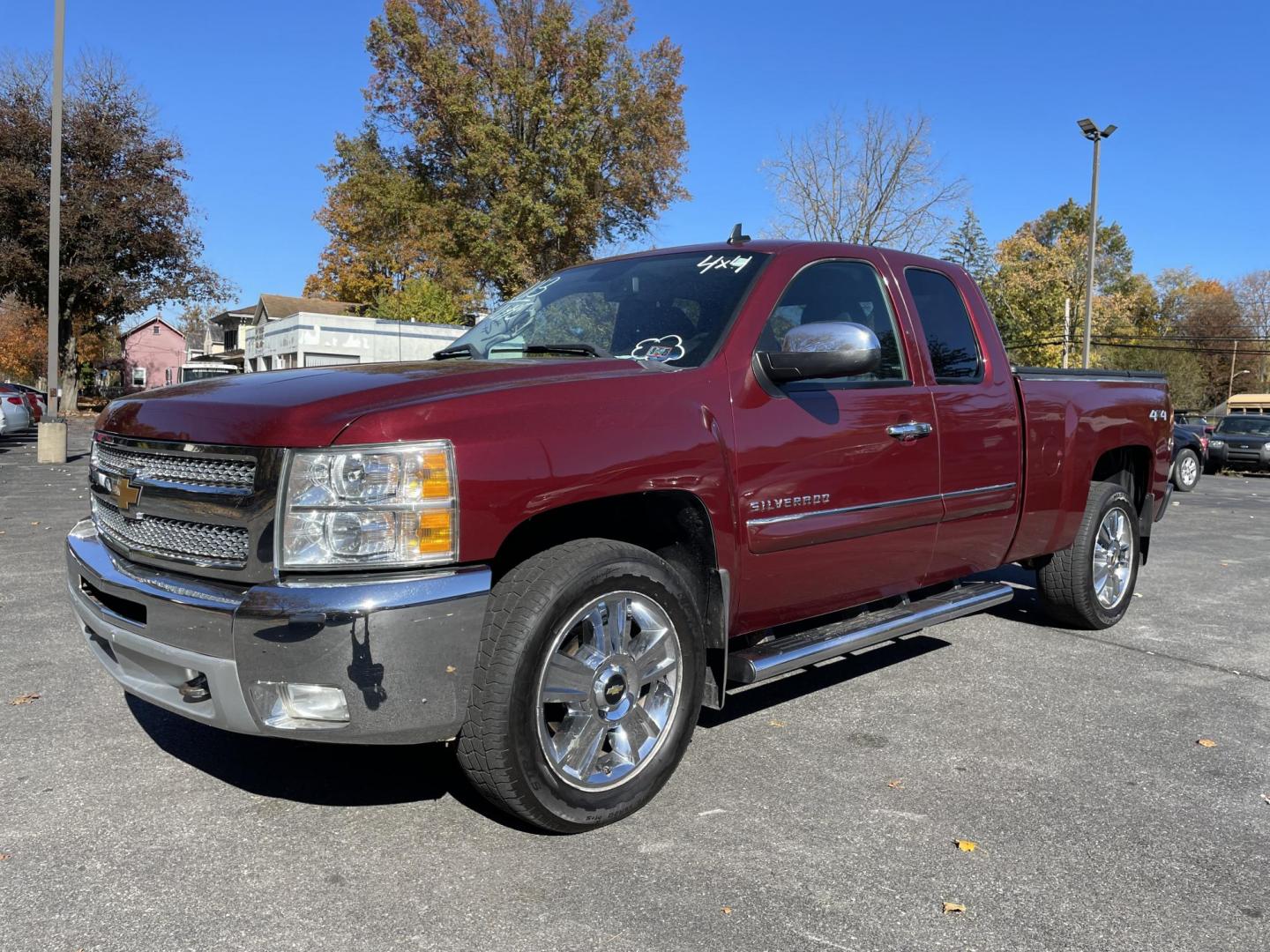 2013 Chevrolet Silverado 1500 LT Ext. Cab Long Box 4WD (1GCRKSE70DZ) with an 5.3L V8 OHV 16V FFV engine, 6-Speed Automatic transmission, located at 101 N. Main Street, Muncy, PA, 17756, (570) 546-5462, 41.207691, -76.785942 - Photo#0