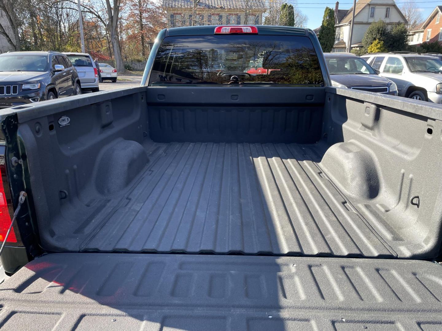 2015 Chevrolet Silverado 1500 LT Crew Cab 4WD (1GCUKREC1FF) with an 5.3L V8 OHV 16V engine, 6-Speed Automatic transmission, located at 101 N. Main Street, Muncy, PA, 17756, (570) 546-5462, 41.207691, -76.785942 - Photo#7