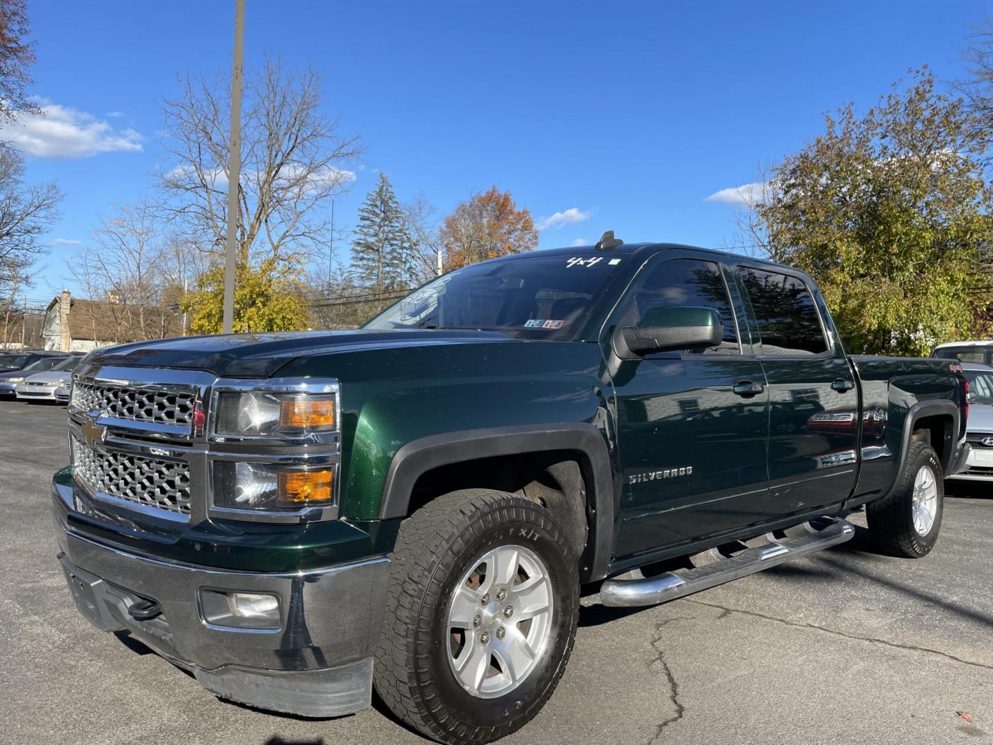 2015 Chevrolet Silverado 1500 LT Crew Cab 4WD (1GCUKREC1FF) with an 5.3L V8 OHV 16V engine, 6-Speed Automatic transmission, located at 101 N. Main Street, Muncy, PA, 17756, (570) 546-5462, 41.207691, -76.785942 - Photo#0