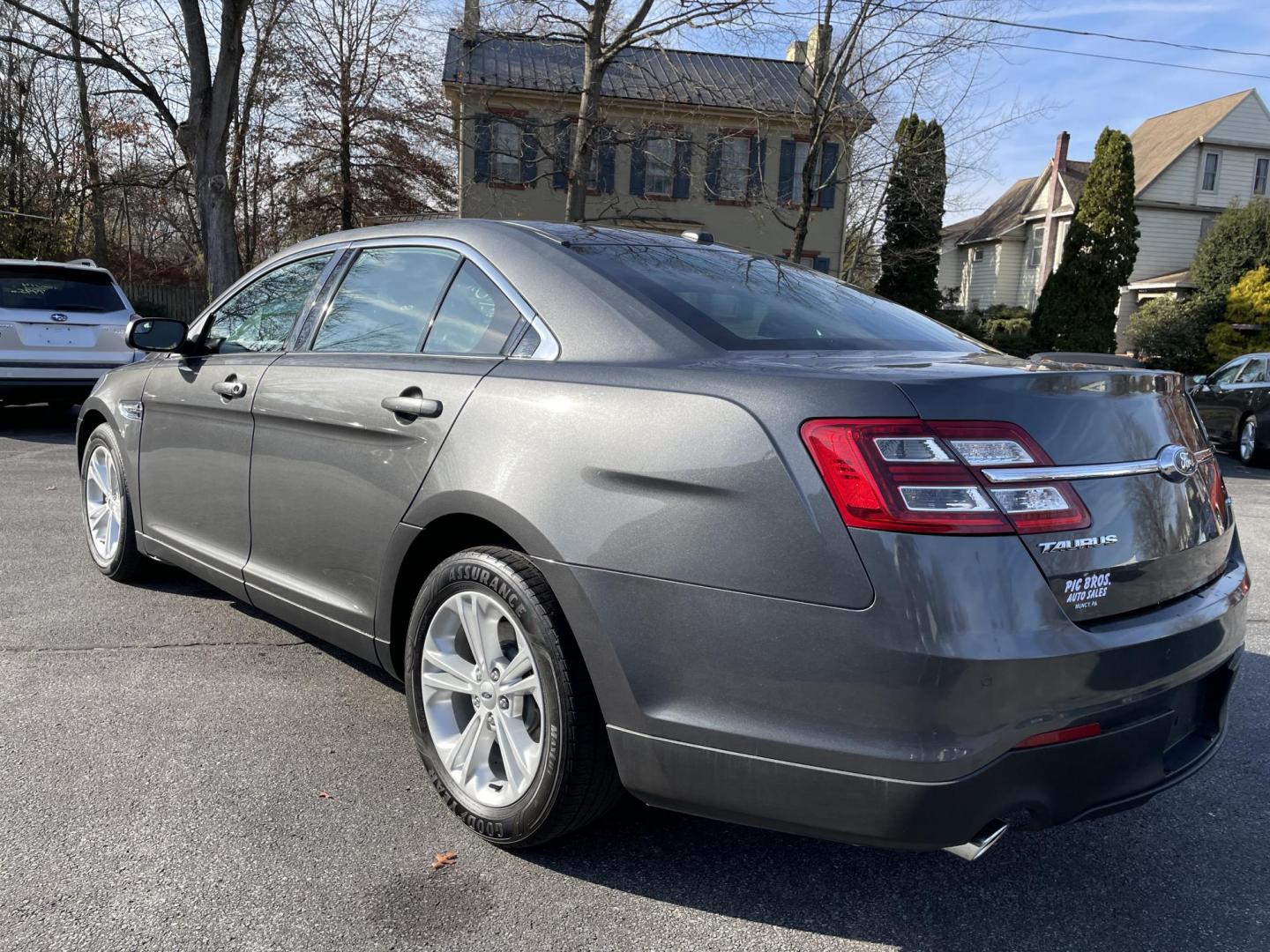 2019 Ford Taurus SEL FWD (1FAHP2E89KG) with an 3.5L V6 DOHC 24V engine, 6A transmission, located at 101 N. Main Street, Muncy, PA, 17756, (570) 546-5462, 41.207691, -76.785942 - Photo#2