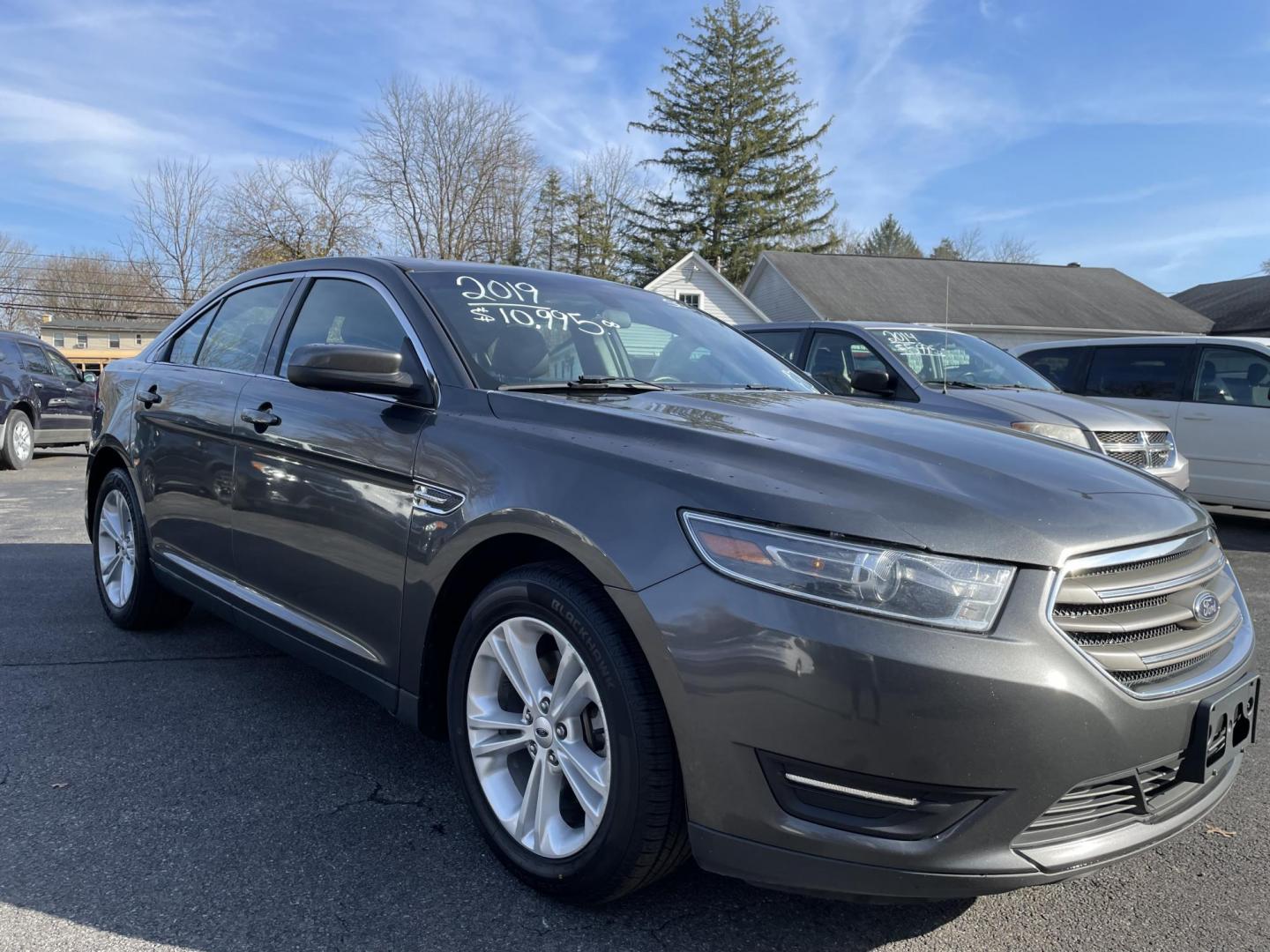 2019 Ford Taurus SEL FWD (1FAHP2E89KG) with an 3.5L V6 DOHC 24V engine, 6A transmission, located at 101 N. Main Street, Muncy, PA, 17756, (570) 546-5462, 41.207691, -76.785942 - Photo#0