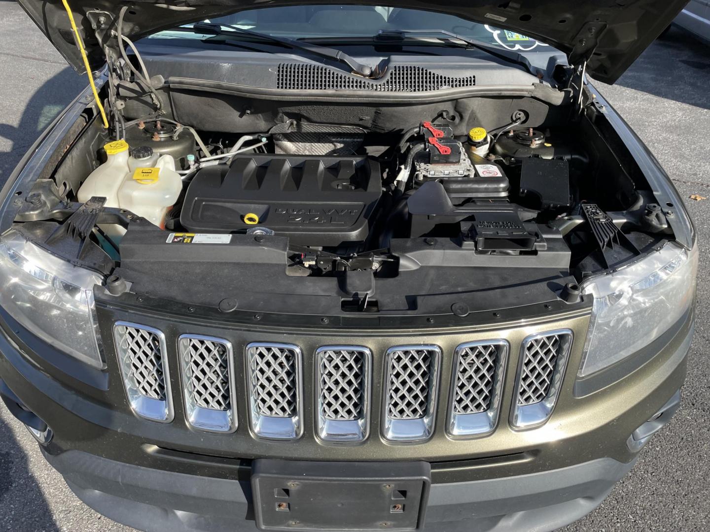 2015 Jeep Compass Latitude 4WD (1C4NJDEB6FD) with an 2.4L L4 DOHC 16V engine, Continuously Variable Transmission transmission, located at 101 N. Main Street, Muncy, PA, 17756, (570) 546-5462, 41.207691, -76.785942 - Photo#7