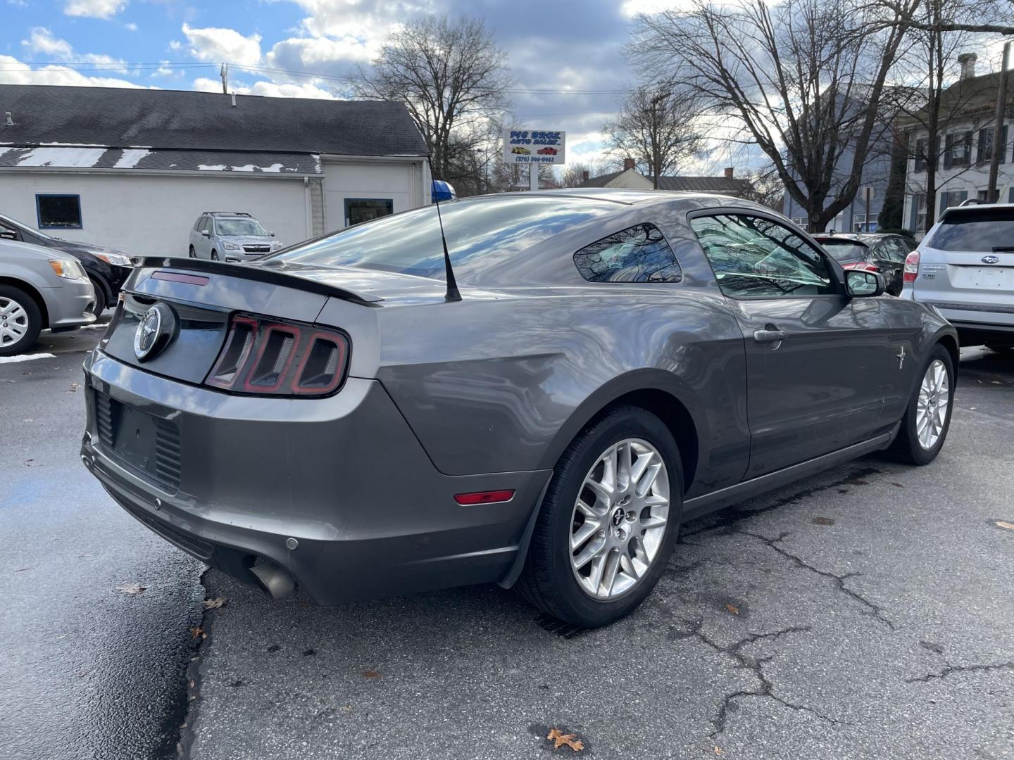 2014 Ford Mustang V6 Coupe (1ZVBP8AM1E5) with an 3.7L V6 DOHC 24V engine, located at 101 N. Main Street, Muncy, PA, 17756, (570) 546-5462, 41.207691, -76.785942 - Photo#3