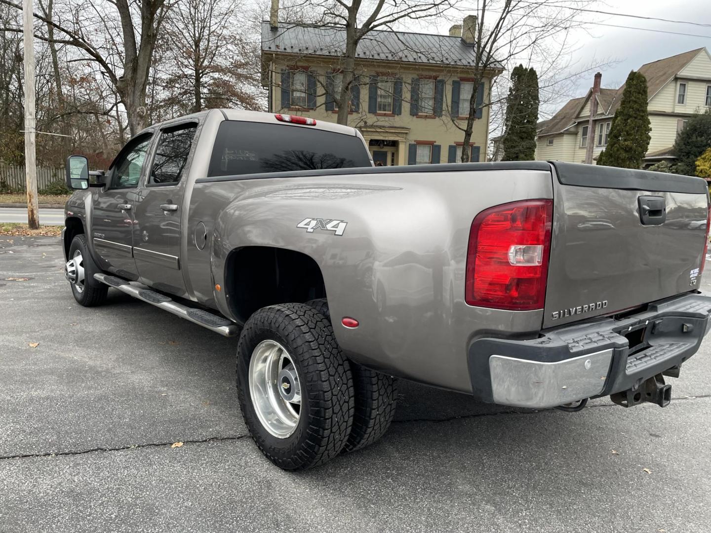 2012 Chevrolet Silverado 3500HD LTZ Crew Cab 4WD (1GC4K1C80CF) with an 6.6L V8 OHV 32V TURBO DIESEL engine, 6-Speed Automatic transmission, located at 101 N. Main Street, Muncy, PA, 17756, (570) 546-5462, 41.207691, -76.785942 - Photo#3