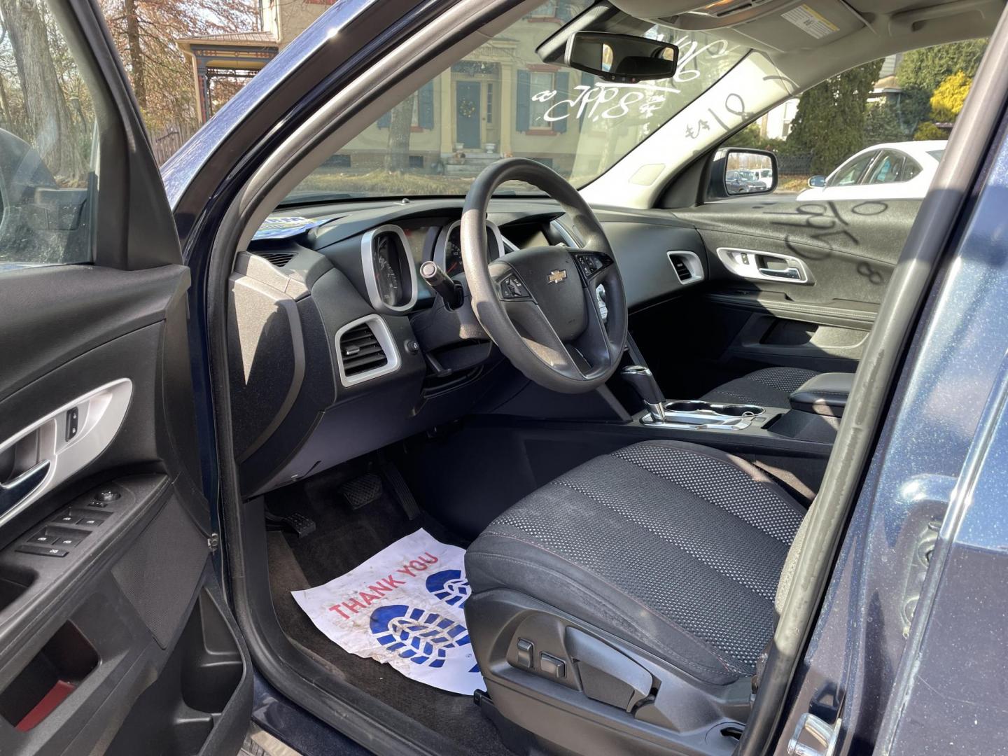 2016 Chevrolet Equinox LS AWD (2GNFLEEK3G6) with an 2.4L L4 DOHC 16V FFV engine, 6A transmission, located at 101 N. Main Street, Muncy, PA, 17756, (570) 546-5462, 41.207691, -76.785942 - Photo#4