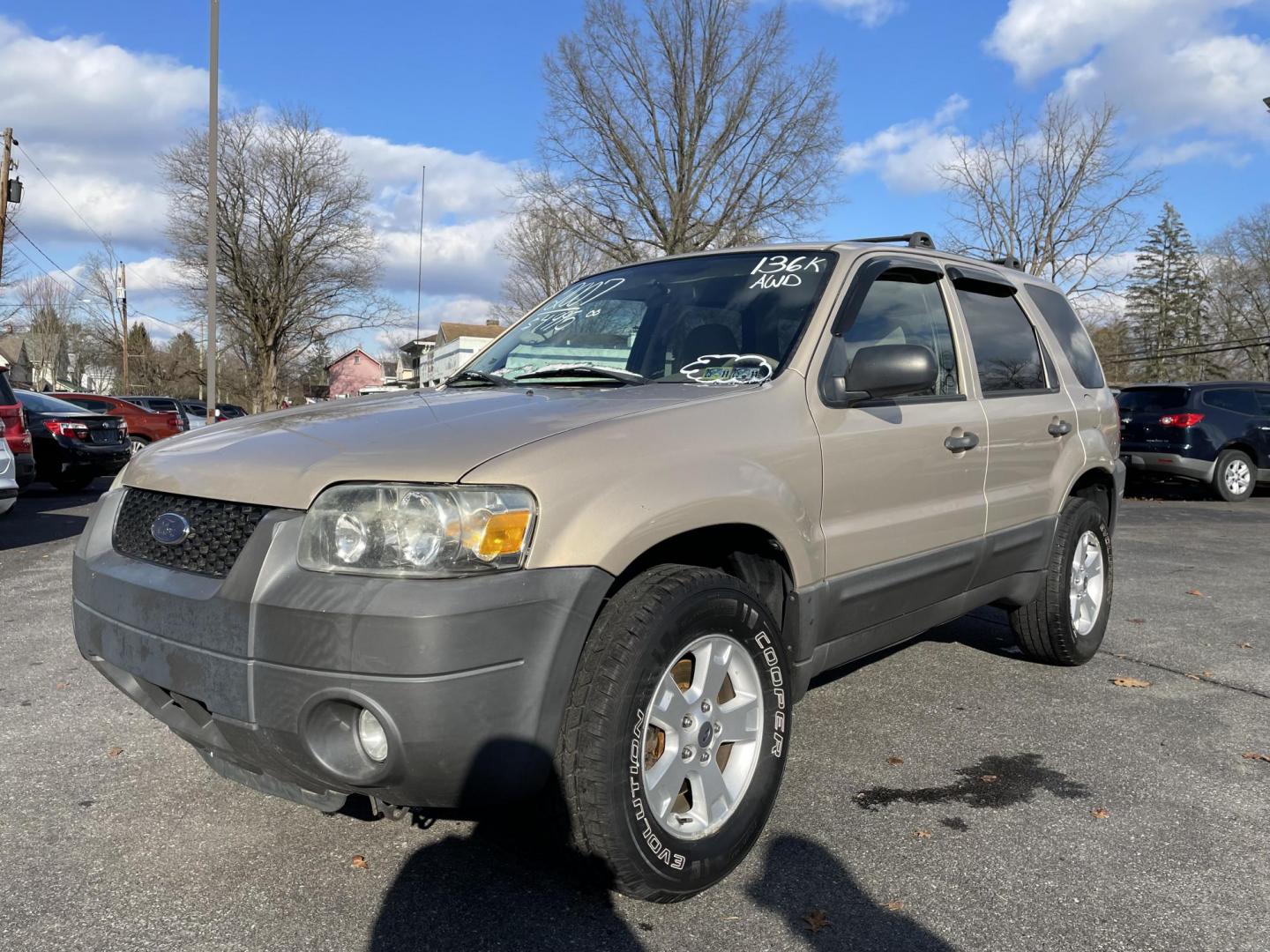 2007 Ford Escape XLT 4WD (1FMYU93167K) with an 3.0L V6 DOHC 24V engine, 4-Speed Automatic Overdrive transmission, located at 101 N. Main Street, Muncy, PA, 17756, (570) 546-5462, 41.207691, -76.785942 - Photo#0