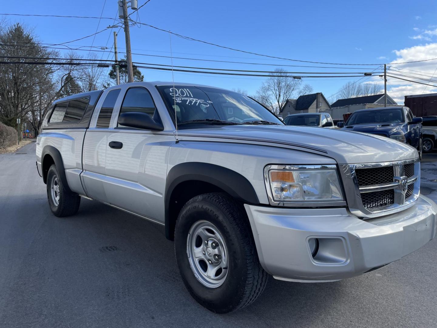 2011 Dodge Dakota ST Extended Cab 4WD (1D7RW2BK7BS) with an 3.7L V6 SOHC 12V engine, 4-Speed Automatic transmission, located at 101 N. Main Street, Muncy, PA, 17756, (570) 546-5462, 41.207691, -76.785942 - Photo#1