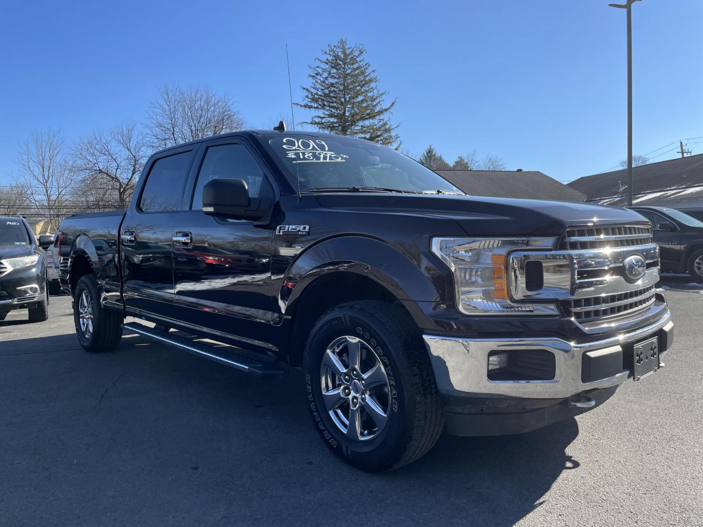 2019 Ford F-150 XLT SuperCrew 6.5-ft. 4WD (1FTFW1E46KF) with an 3.5L V6 DOHC 24V engine, 6A transmission, located at 101 N. Main Street, Muncy, PA, 17756, (570) 546-5462, 41.207691, -76.785942 - Photo#2