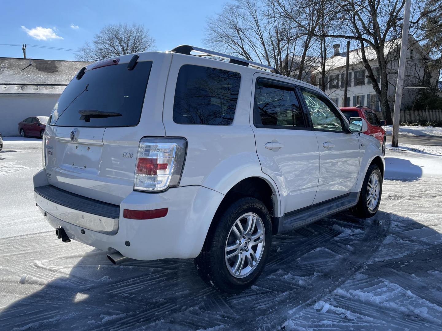 2009 Mercury Mariner Premier V6 4WD (4M2CU97G49K) with an 3.0L V6 DOHC 24V engine, 6-Speed Automatic transmission, located at 101 N. Main Street, Muncy, PA, 17756, (570) 546-5462, 41.207691, -76.785942 - Photo#5